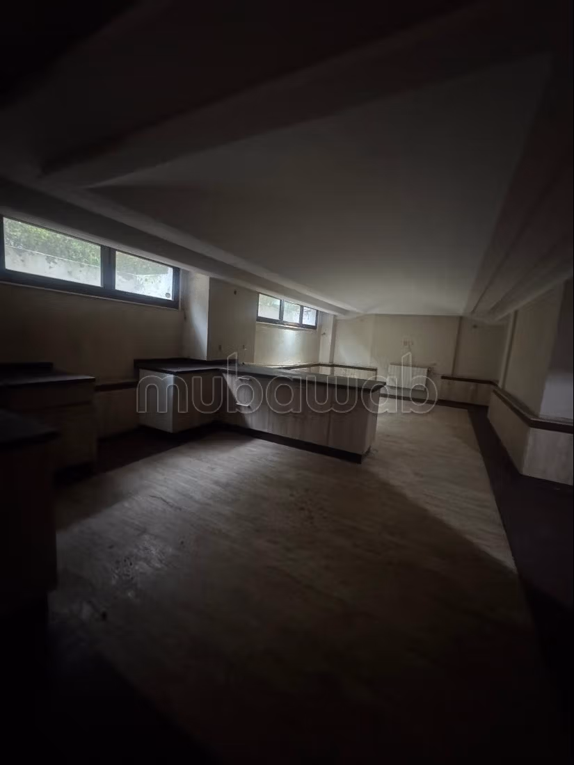 In affitto - Villa bellissima nel cuore del quartiere Polo - 30.000 DH/mese