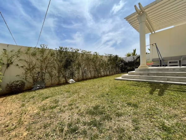 Un duplex s3 avec jardin, Chotrana 1