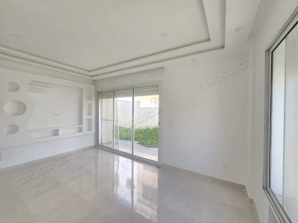 A vendre un apparteme S2 avec jardin à Afh Mrezga