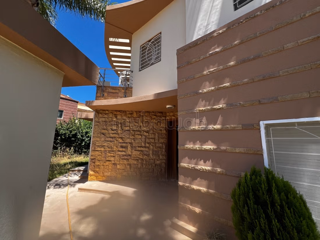 EXCLUSIVITÉ: Villa d'Exception de 400 m² à Vendre – 2 Façades