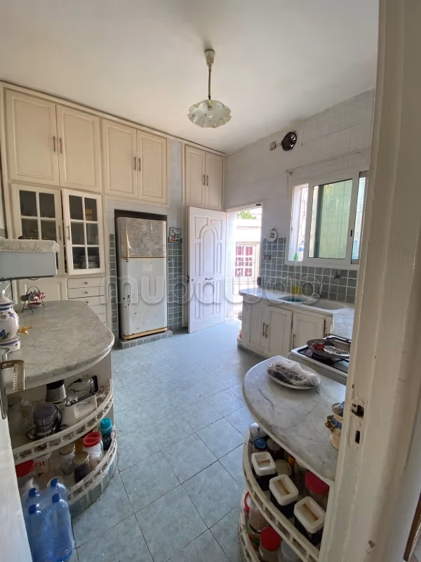 In vendita una villa al piano terra