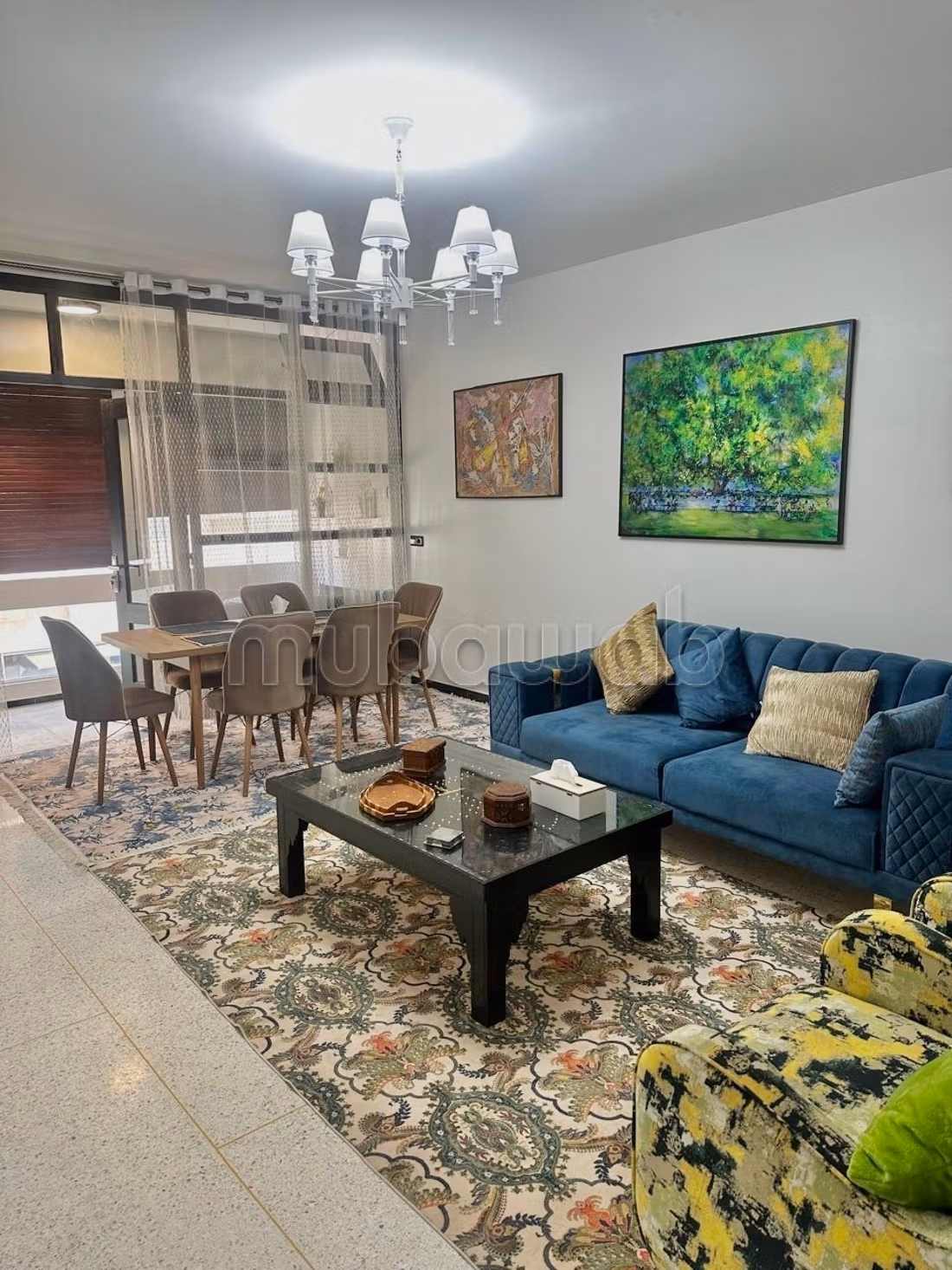 Très bel appartement en location en Hassan Centre Ville. 4 grandes pièces. Bien meublé