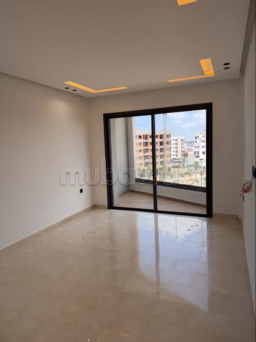 Superbe appartement à louer. Proche hôpital cheikh khalifa — 4