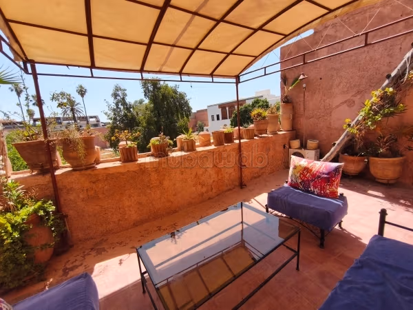 TOP AFFAIRE. Riad titré a côté Jemma el fna