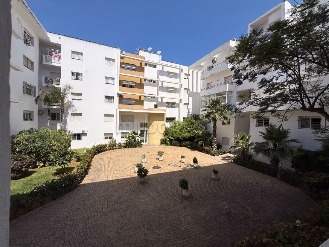 Joli appartement à louer à Oulad mtaa Hay Riad