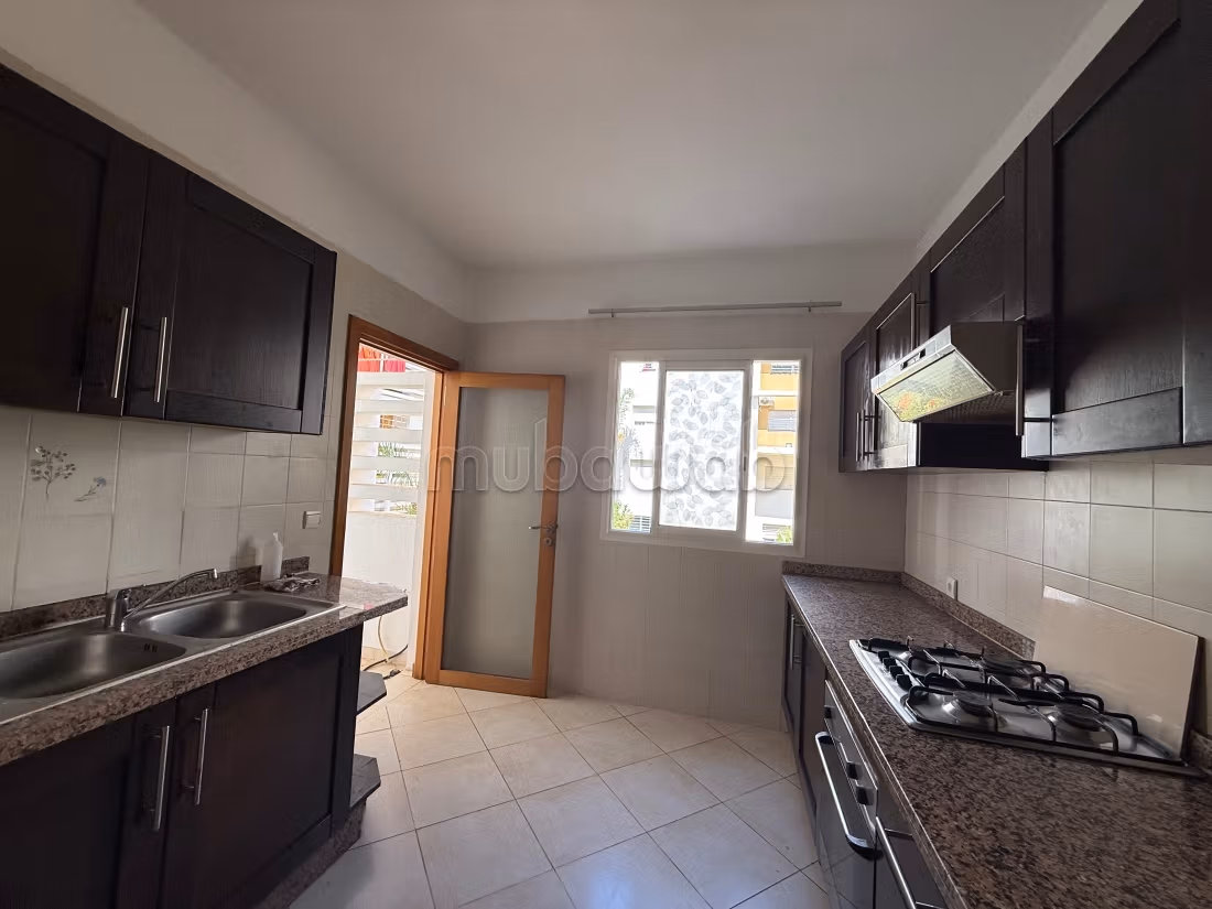 Joli appartement à louer à Oulad mtaa Hay Riad — 5