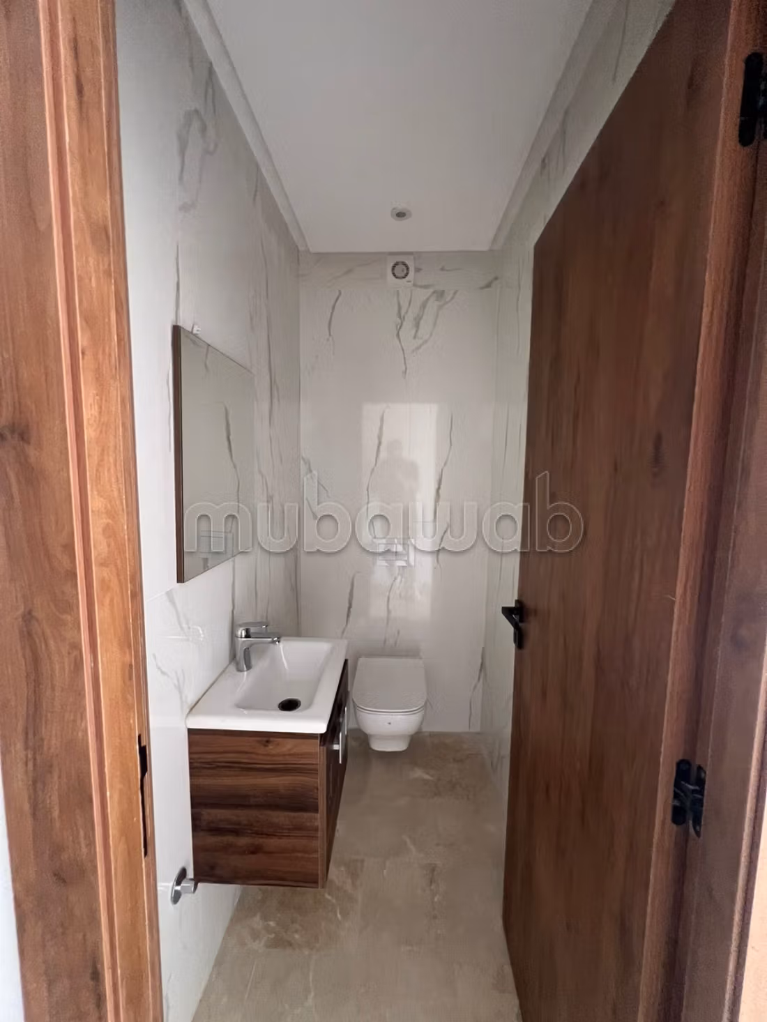 Appartement non meublé 
Location longue durée 
V H