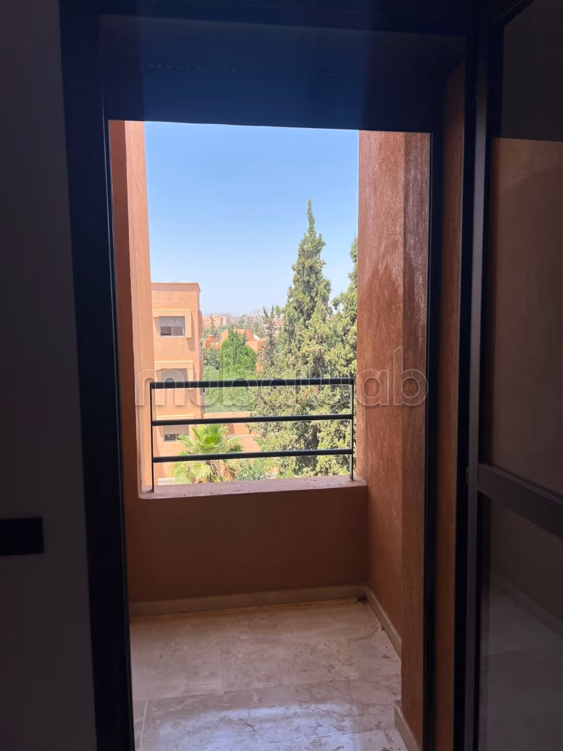 Appartement non meublé 
Location longue durée 
V H