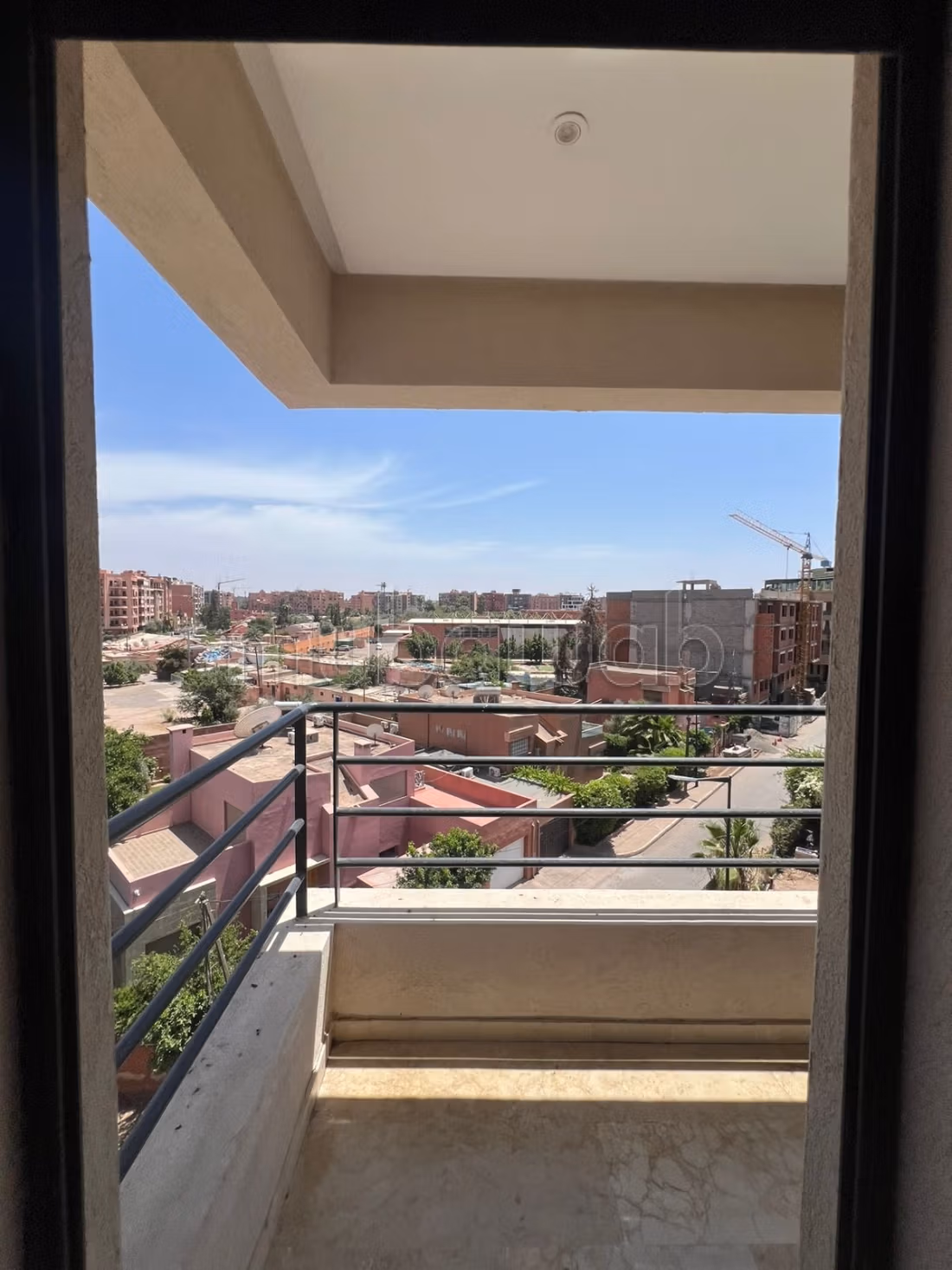 Appartement non meublé 
Location longue durée 
V H