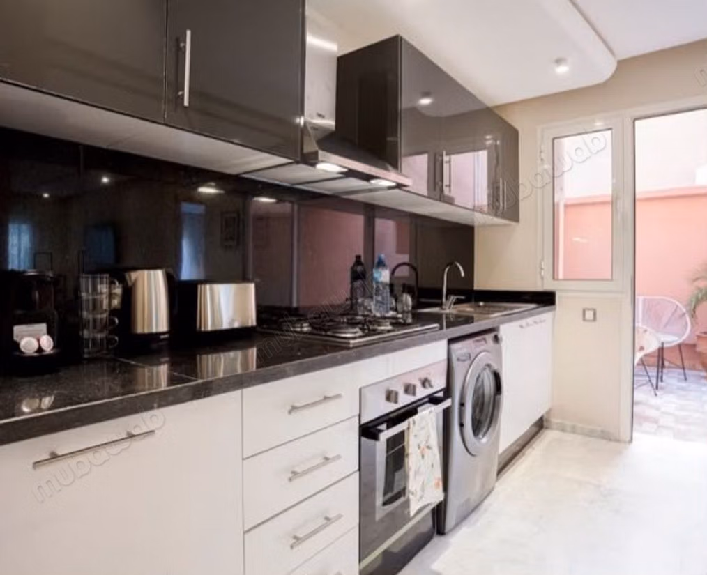 Appartement F2 élégant, meublé à louer 
Bv. M6