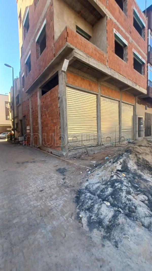 Local comercial en venta a El Hadadda. Superficie total 23 m². Garaje privado