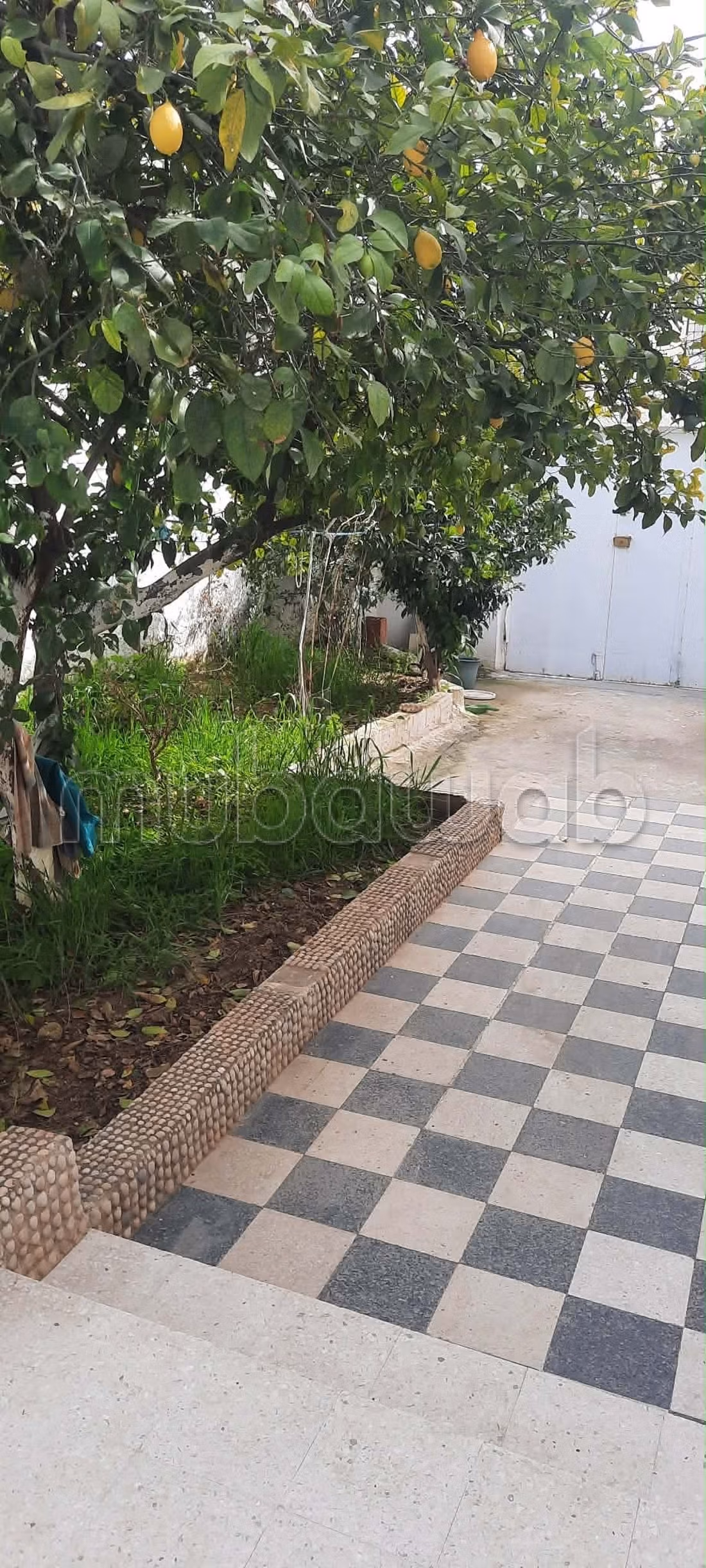Villa a vendre 200m2 bien coté du transpo, ecoles
