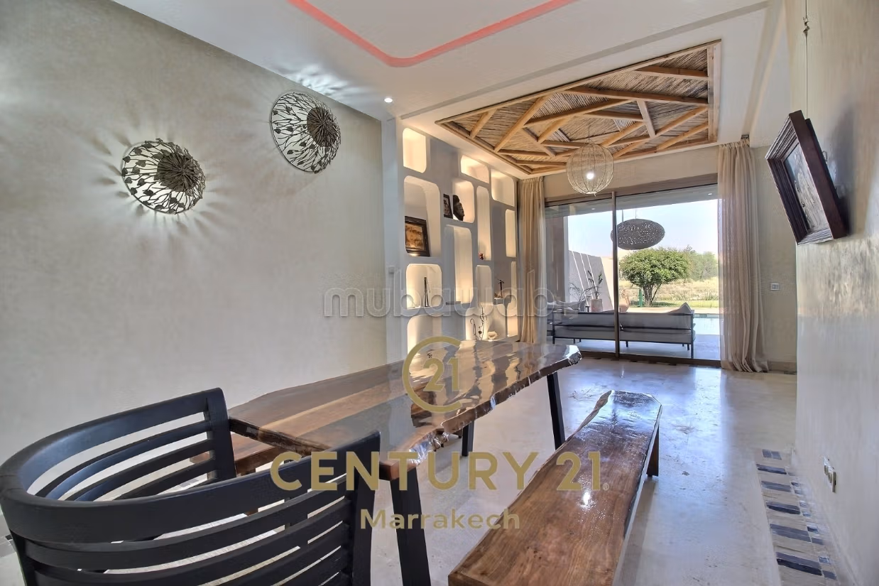 Exclusivity – Exceptional Golf & Lake View