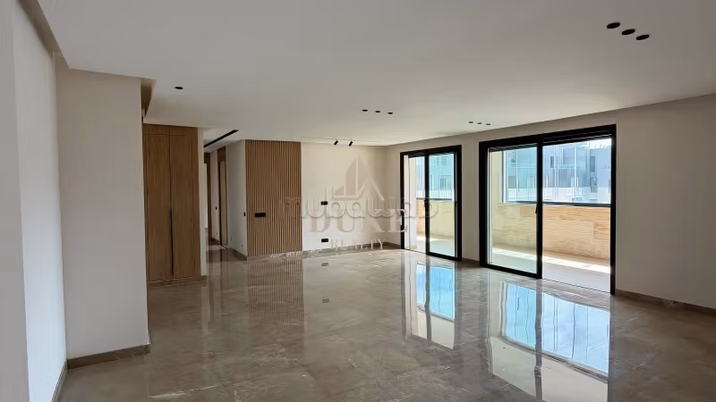 UN SPACIEUX 2CH & Salon en 4ème étage à SOUISSI