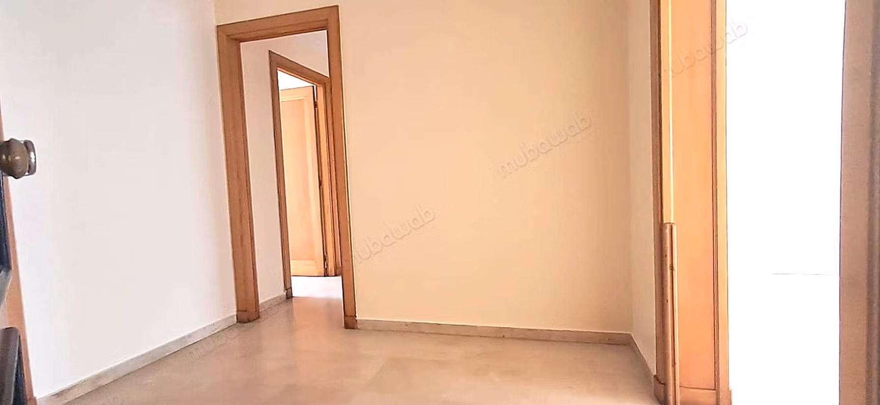 Appartamento con 3 camere salone in residence chiusa a Racine
