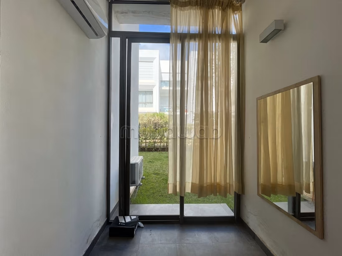 Luxurious garden apartment for rent in Darbouaza