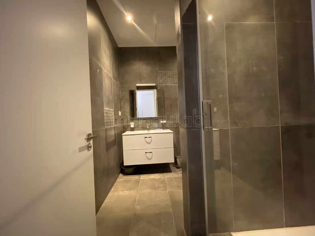 Luxurious garden apartment for rent in Darbouaza