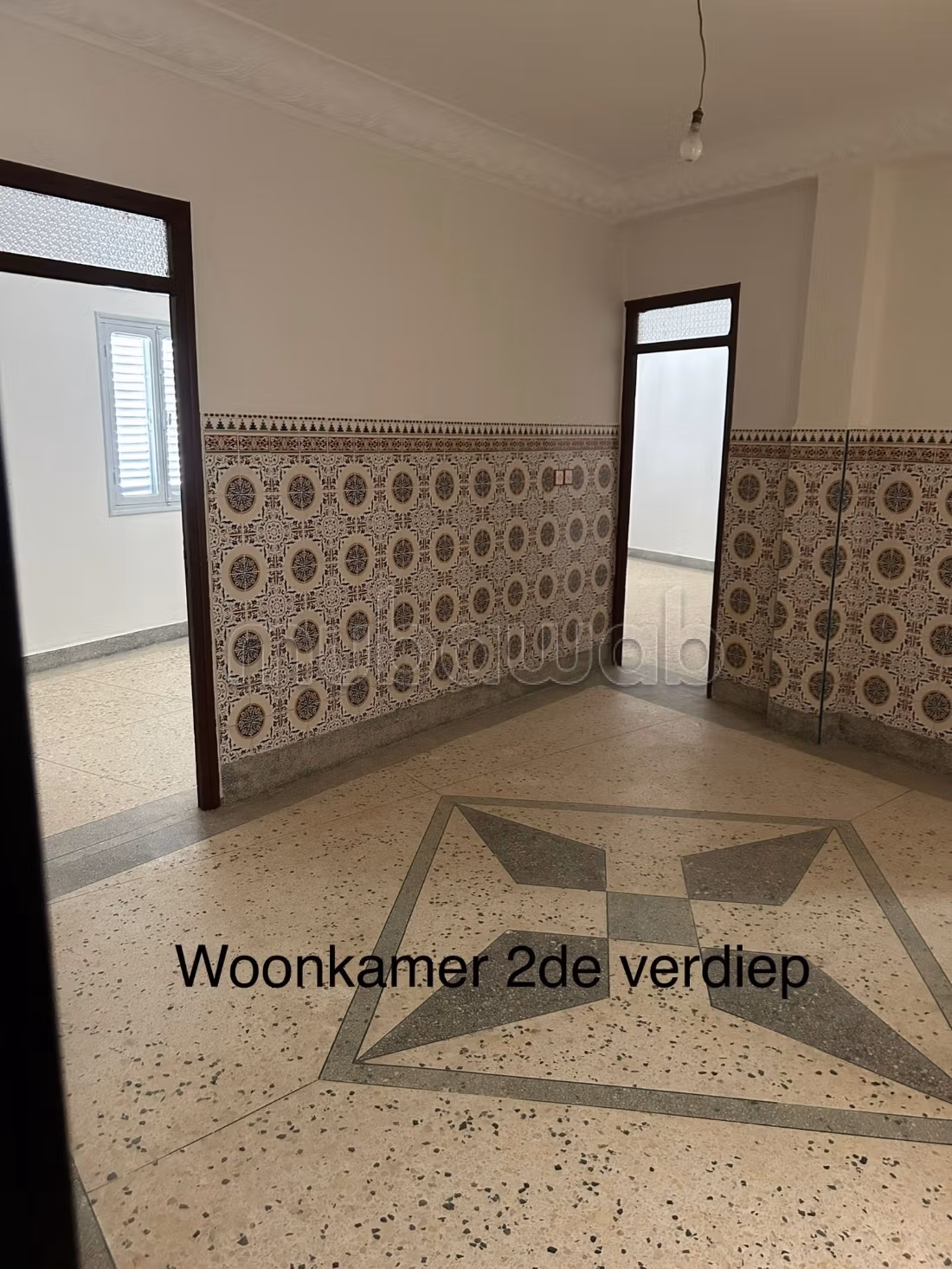Huizen om te kopen. 7 Kamers. Verstevigde deur en traditionele, Marokkaanse woonkamer