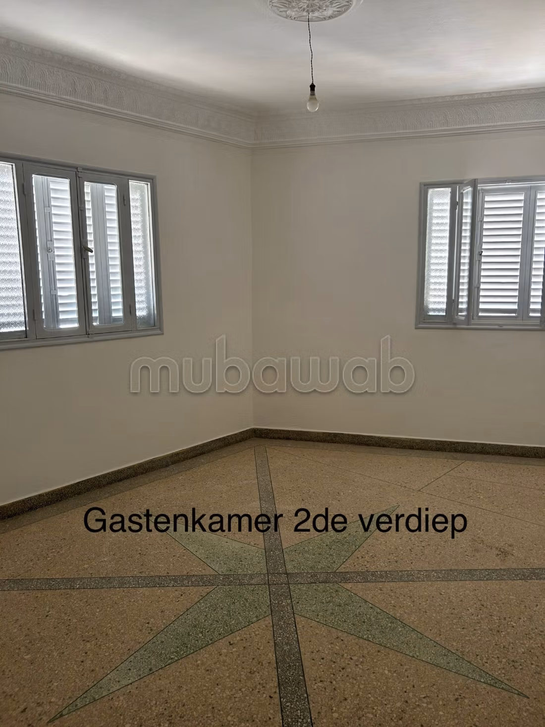 Huizen om te kopen. 7 Kamers. Verstevigde deur en traditionele, Marokkaanse woonkamer