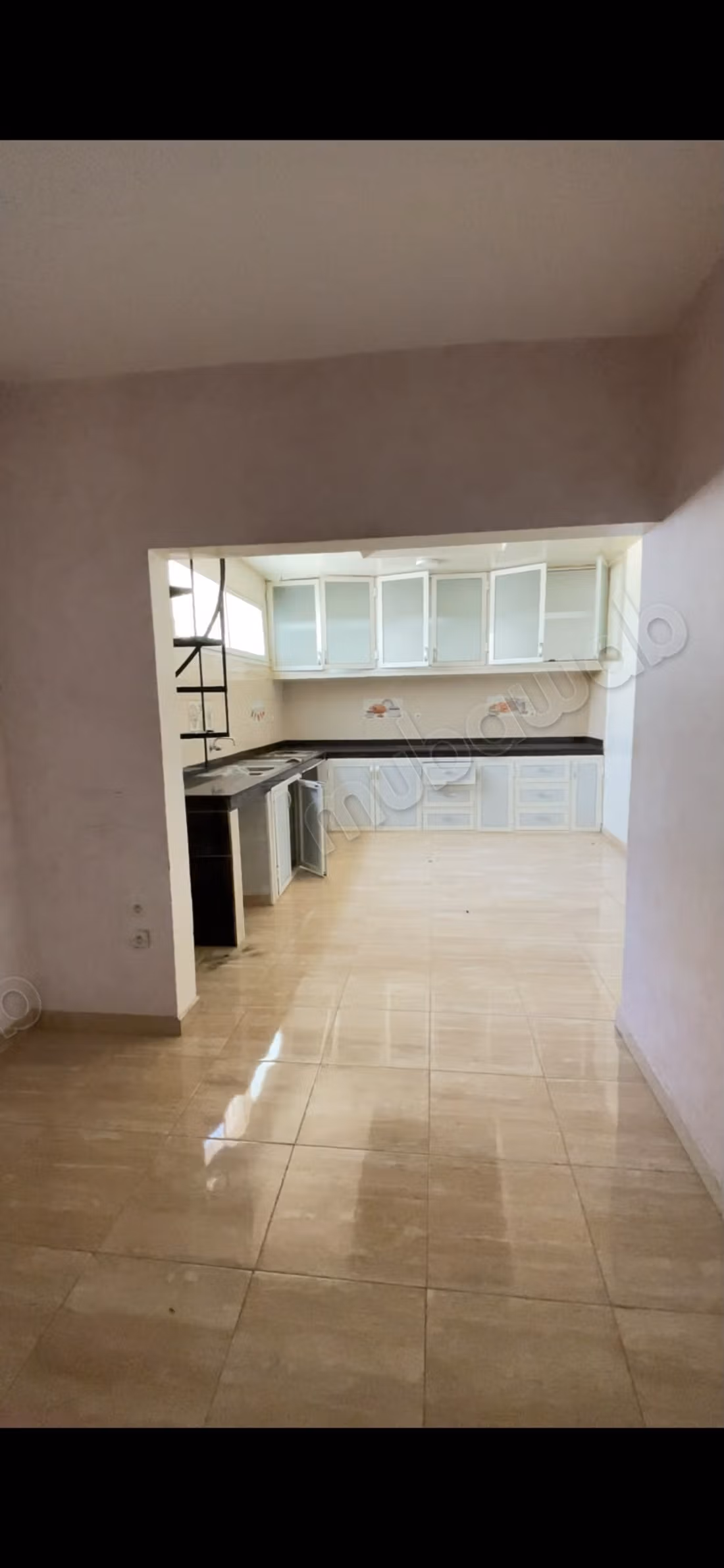 Te huur appartement van 146m2, Temara