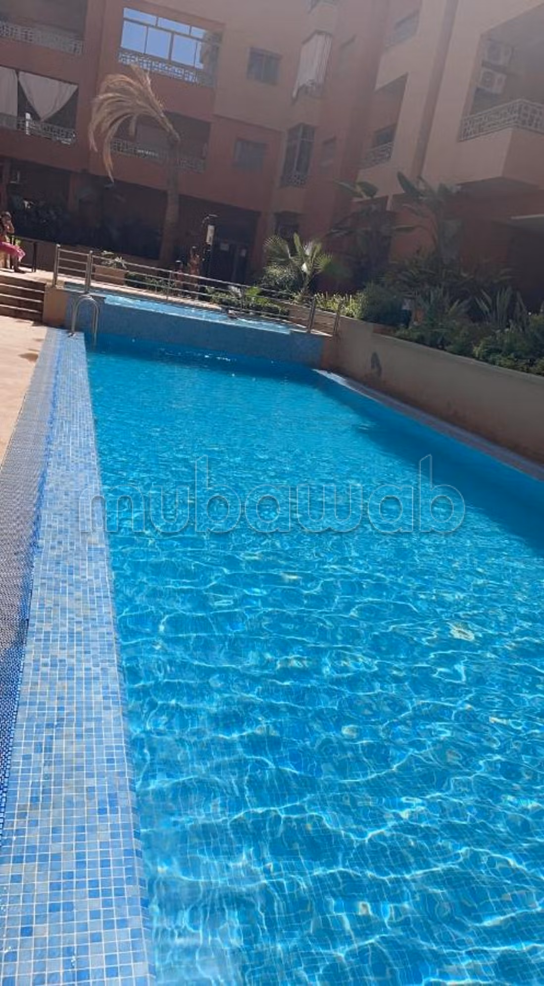Appartement de standing avec piscine pour location lo gue durée — 2