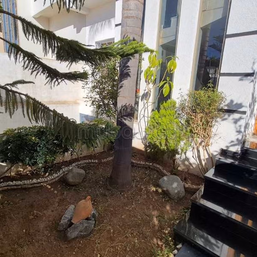 Villa Te Koop van 201.0 m² in Bouskoura, Bouskoura