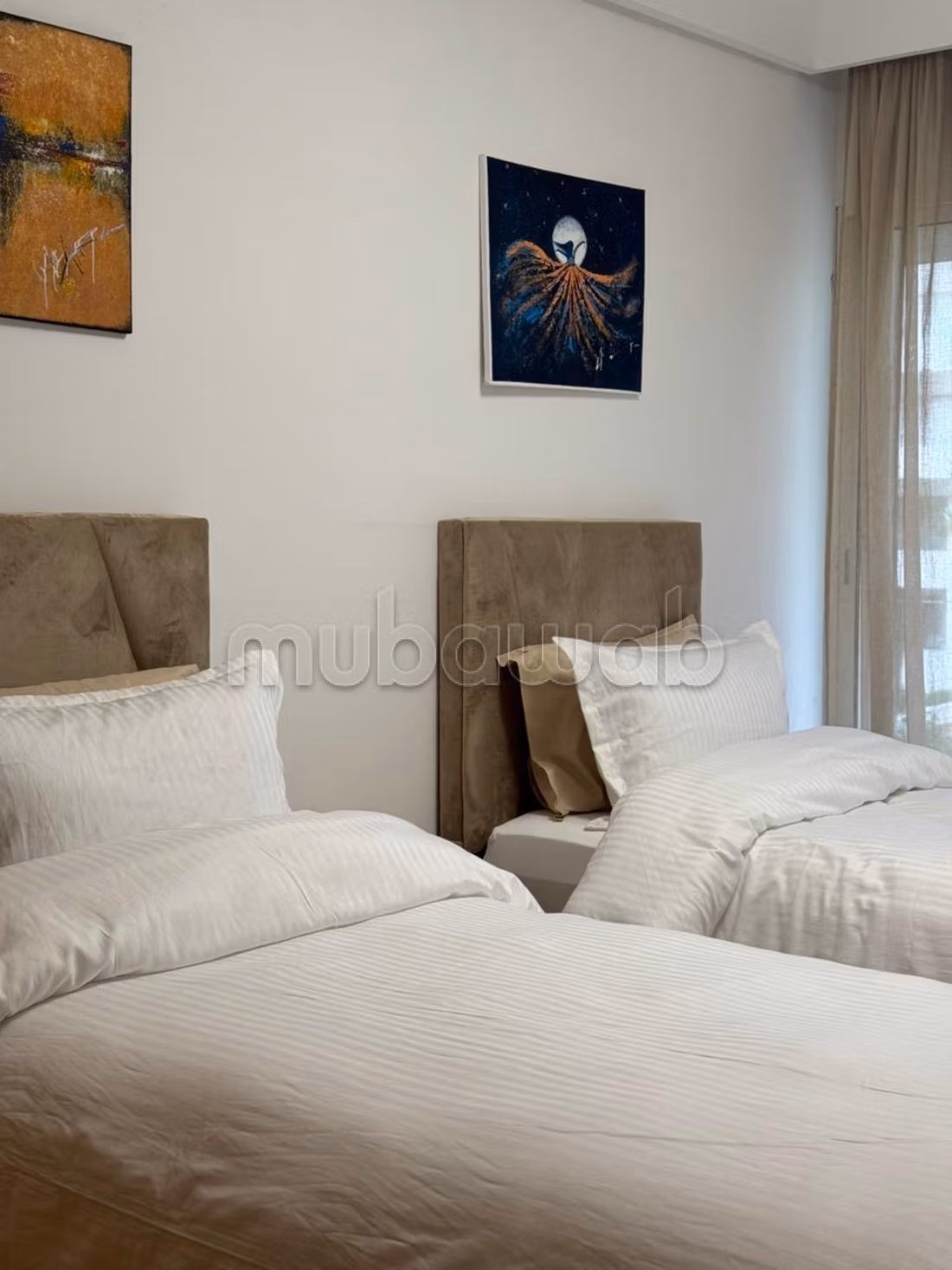 Apartamentos en alquiler en el centro de la ciudad. 2 habitaciones. Vista al mar y puerta segura y resistente