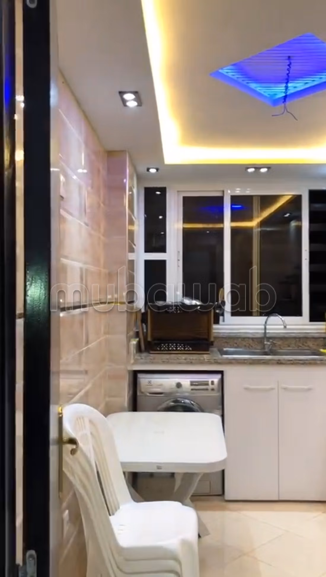 Apartment for sale in Skhirat. 3 nice bedrooms. Traditional living room