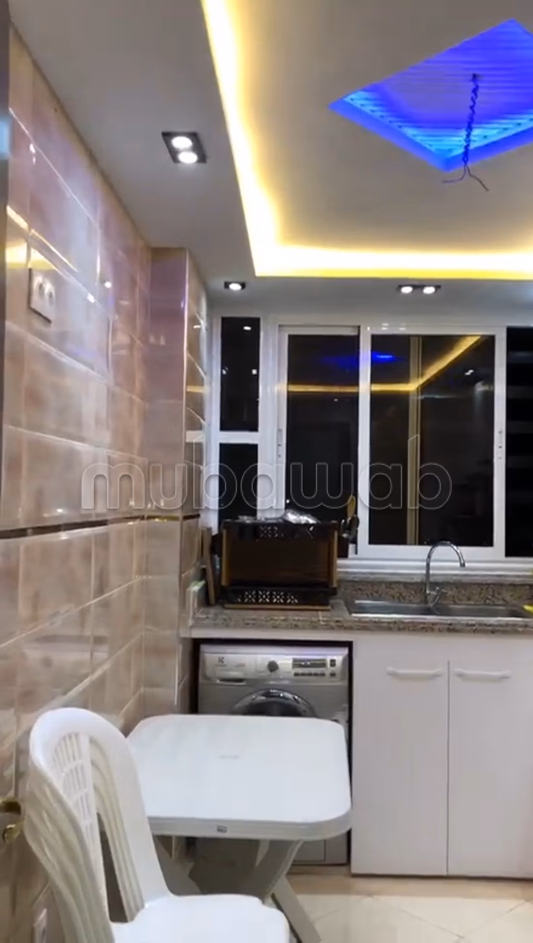 Apartment for sale in Skhirat. 3 nice bedrooms. Traditional living room