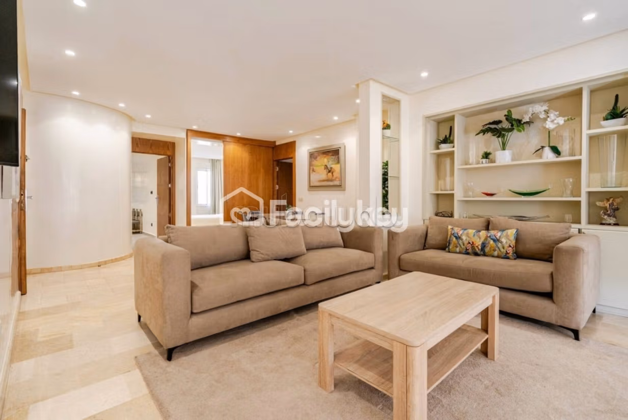 Appartamento di 170 m² a Casablanca