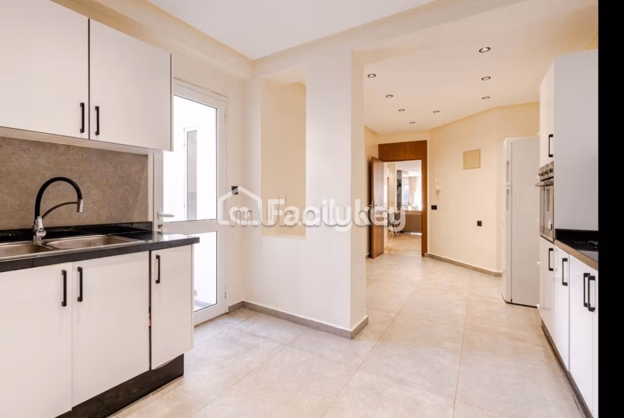 Appartamento di 170 m² a Casablanca