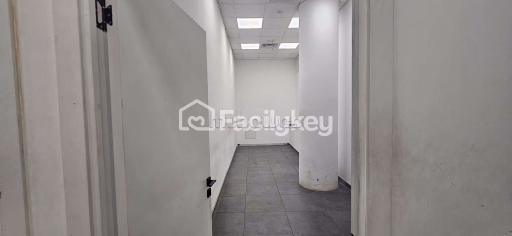 Commercial space of 501 m² in Casablanca