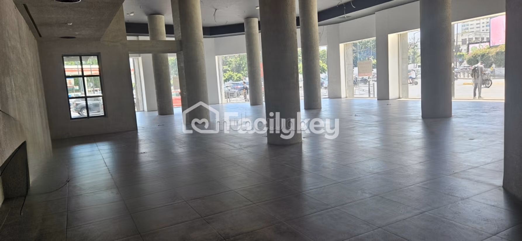 Commercial space of 501 m² in Casablanca