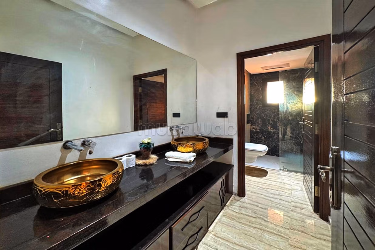 Villa privée 3 suites à louer à l'année