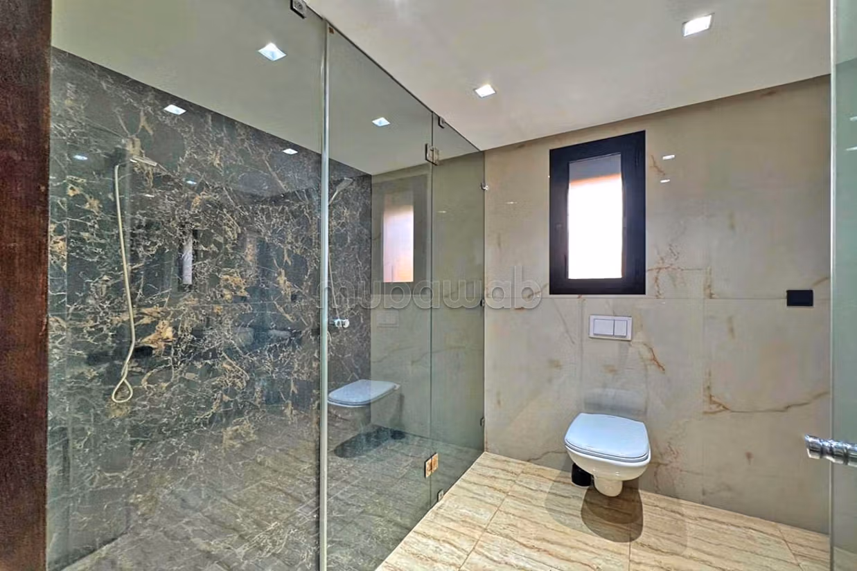 Villa privée 3 suites à louer à l'année