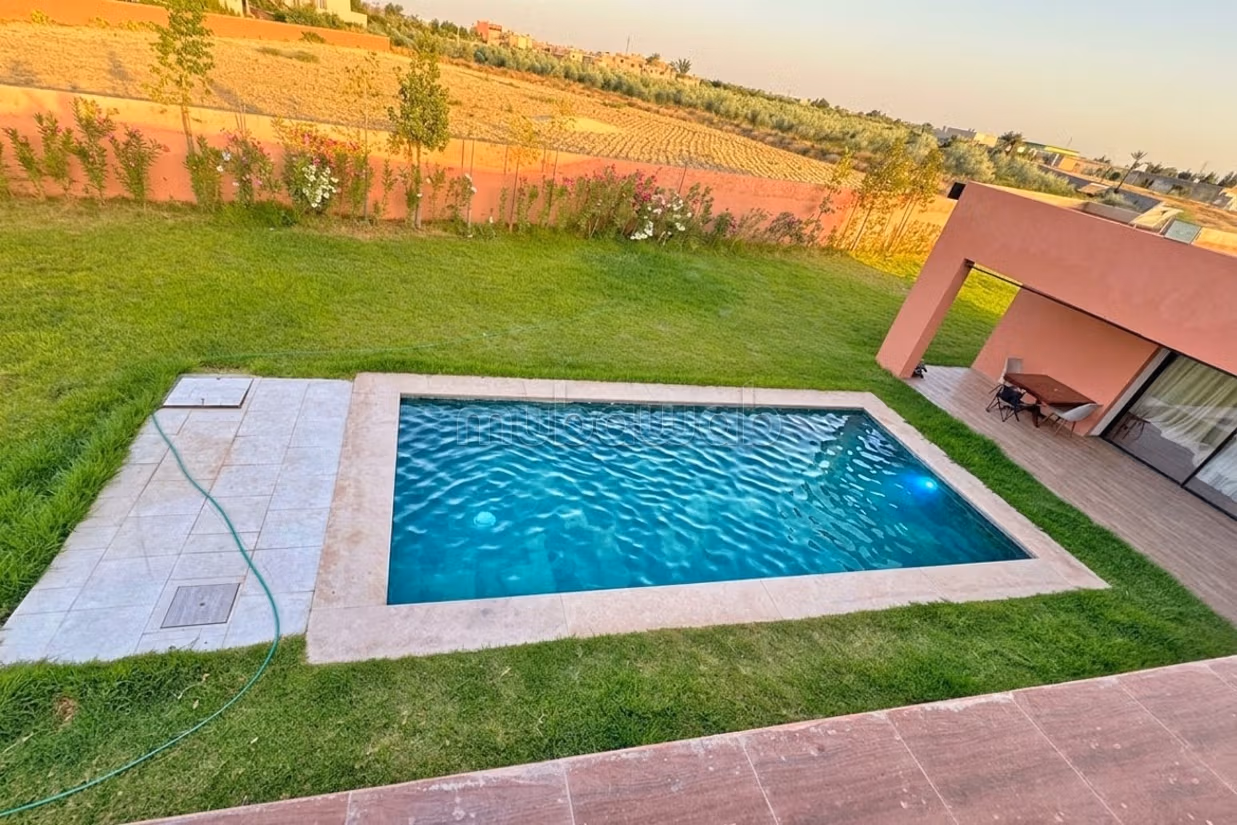 Villa privée 3 suites à louer à l'année