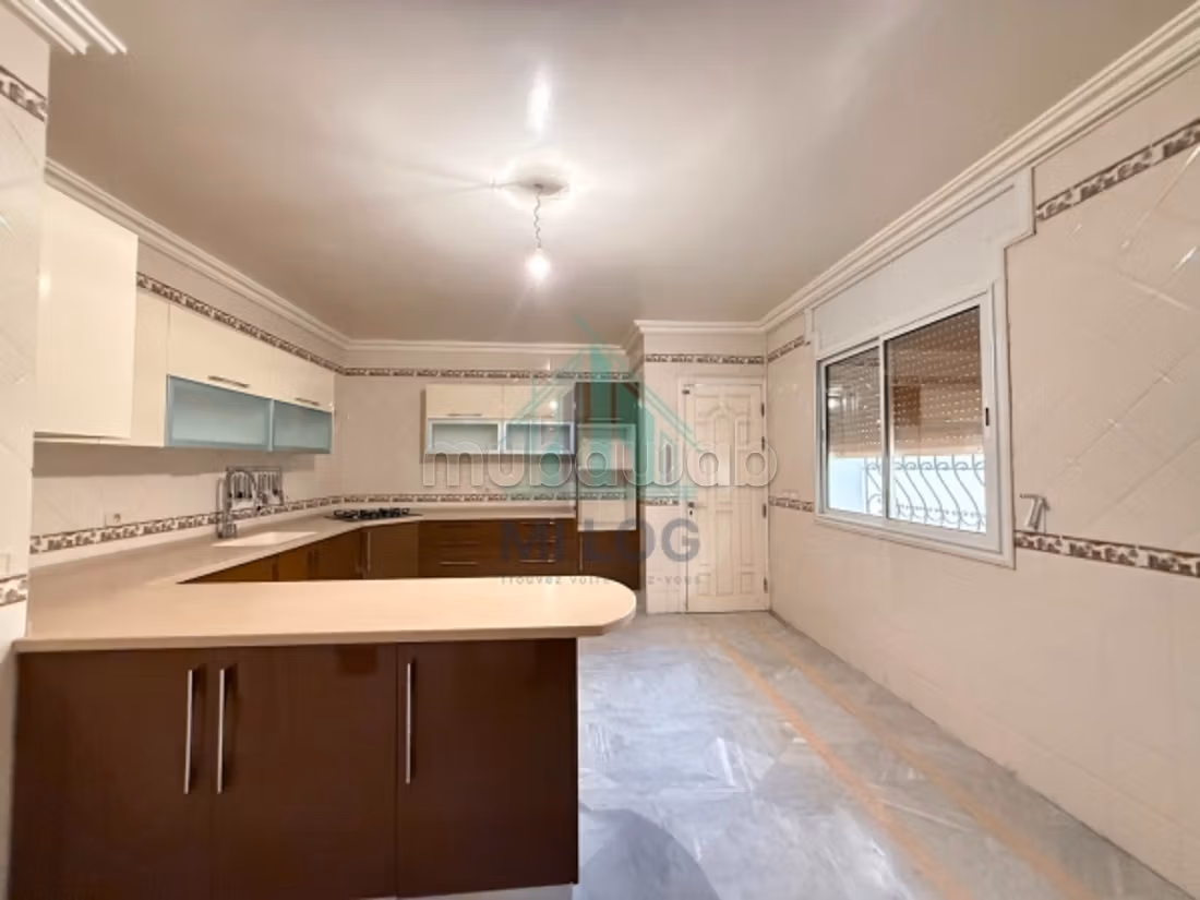A vendre une Villa de 436 m² à la Nouvelle Medina
