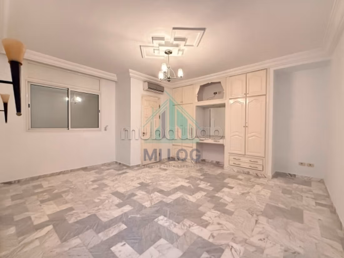 A vendre une Villa de 436 m² à la Nouvelle Medina