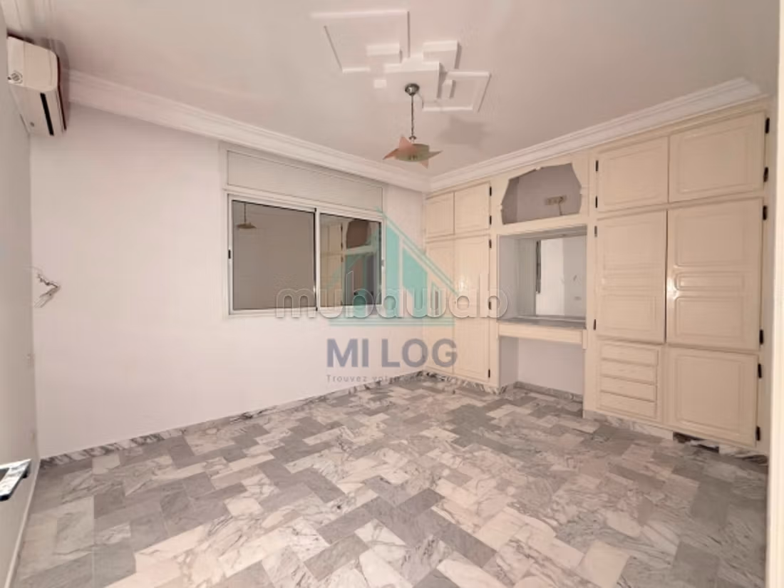 A vendre une Villa de 436 m² à la Nouvelle Medina