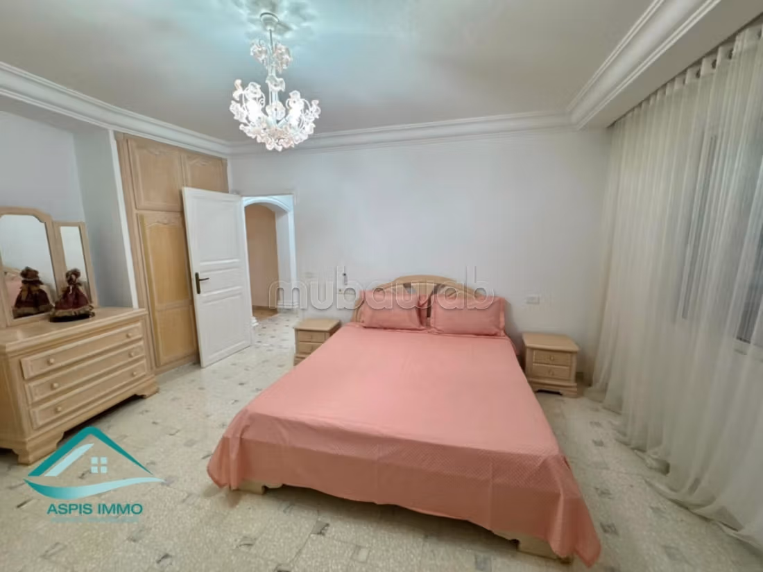 Villa S4 with pool right on the water