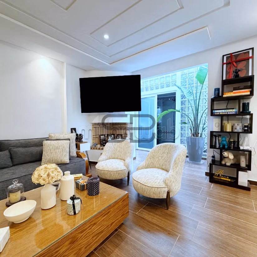 Studio rénové de 67 m² à Bourgogne Ouest — 2