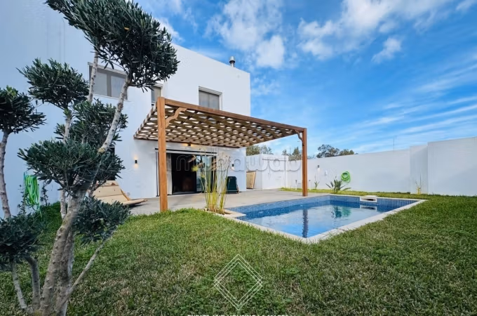 Villa avec piscine à 5min à pied de la plage