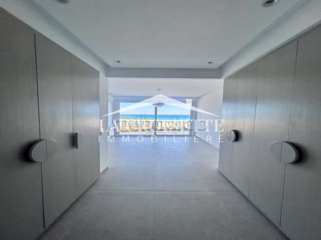 S3 apartment with sea view in Gammarth