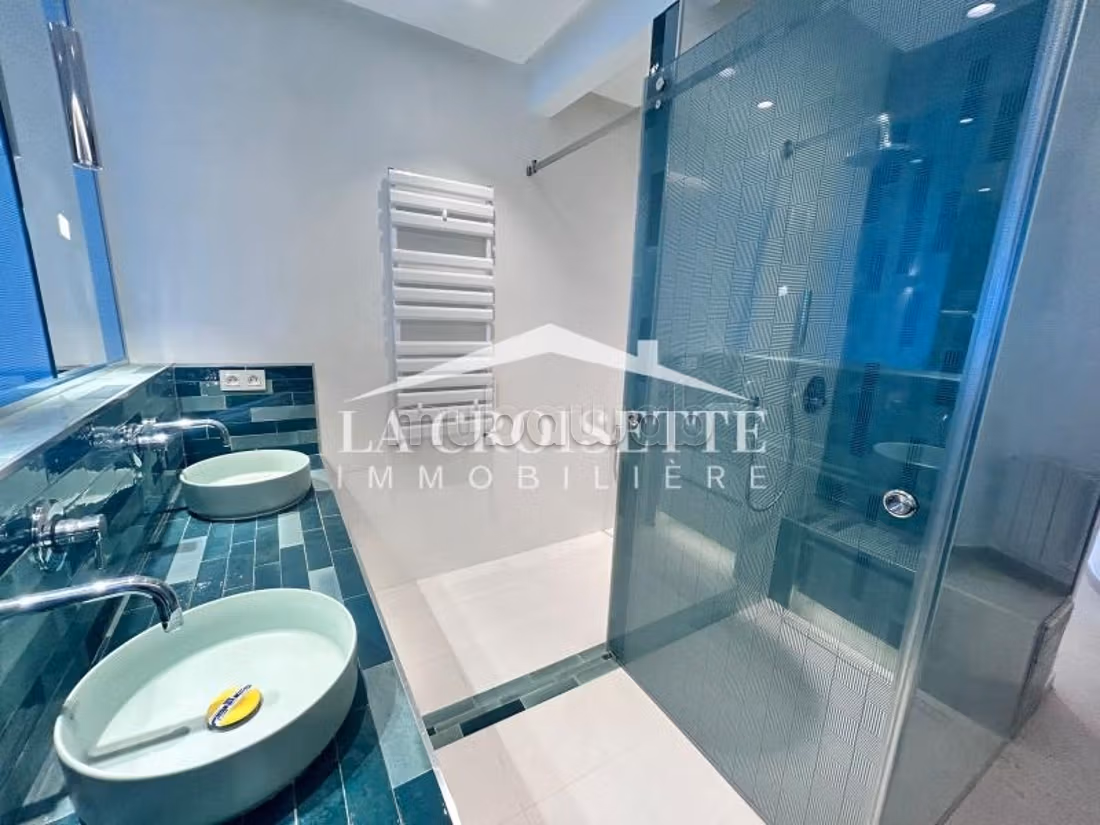 S3 apartment with sea view in Gammarth