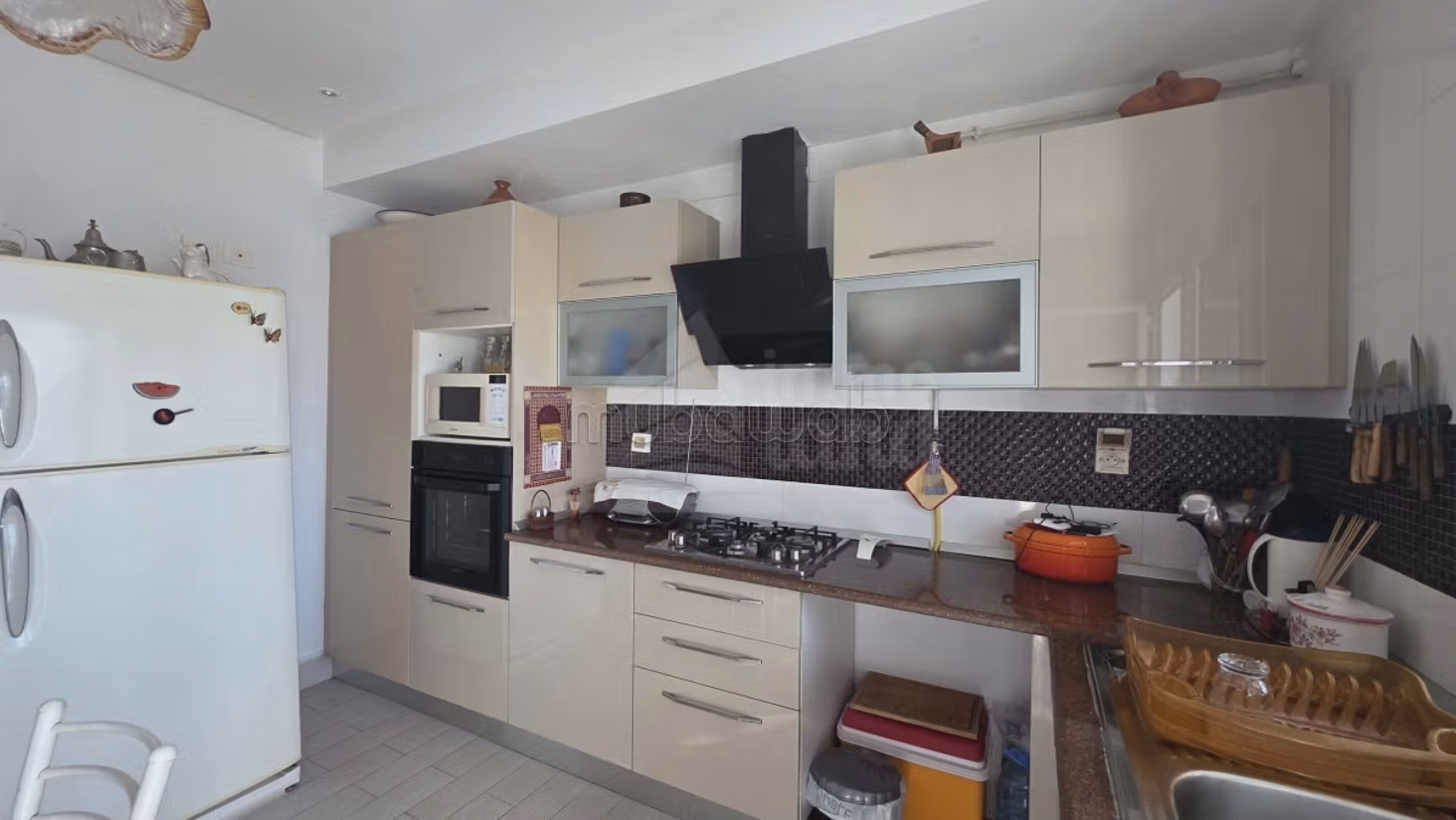 A vendre s2 à La Soukra