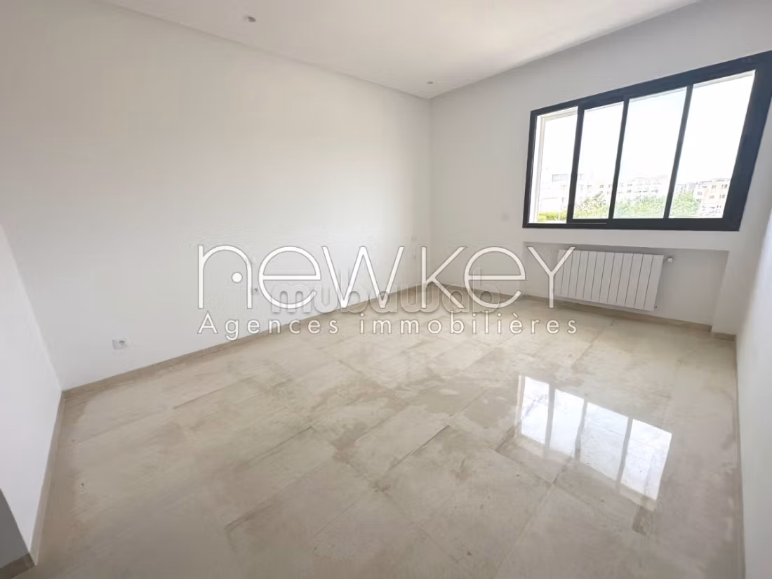 Duplex S3 con giardino in affitto ai Giardini di Cartagine