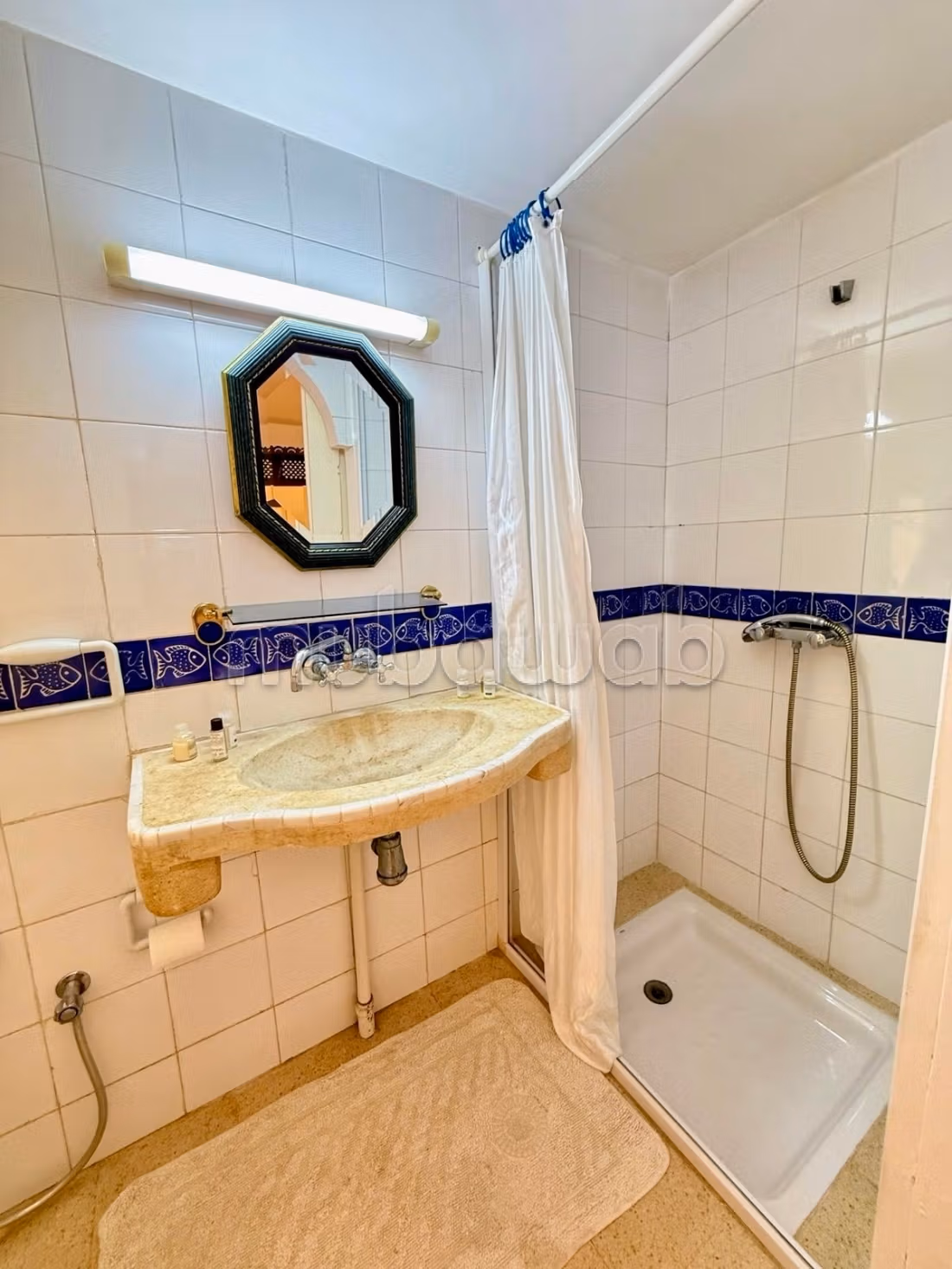 Location S1 pieds dans l’eau la marsa