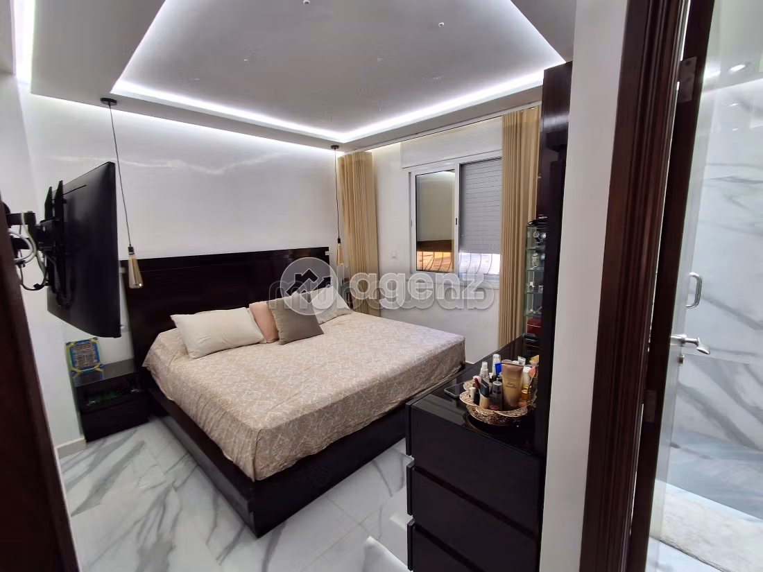 Appartement à vendre 115 m², 2 chambres Quartier de la plage Tanger — 2