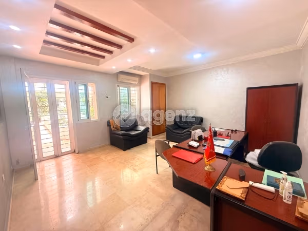 Bureau à vendre 65 m² Derb Omar Casablanca