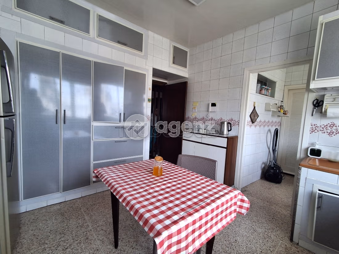 Duplex à vendre 175 m², 3 chambres Les hôpitaux Casablanca